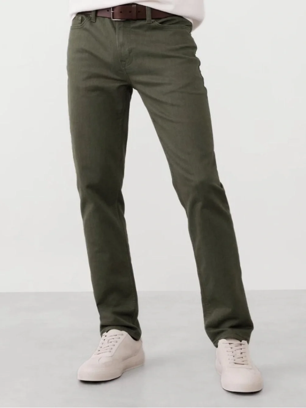 Like New Banana Republic Men's Slim Fit Travel Jean